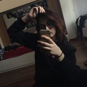 Meet your Posher, Nikol